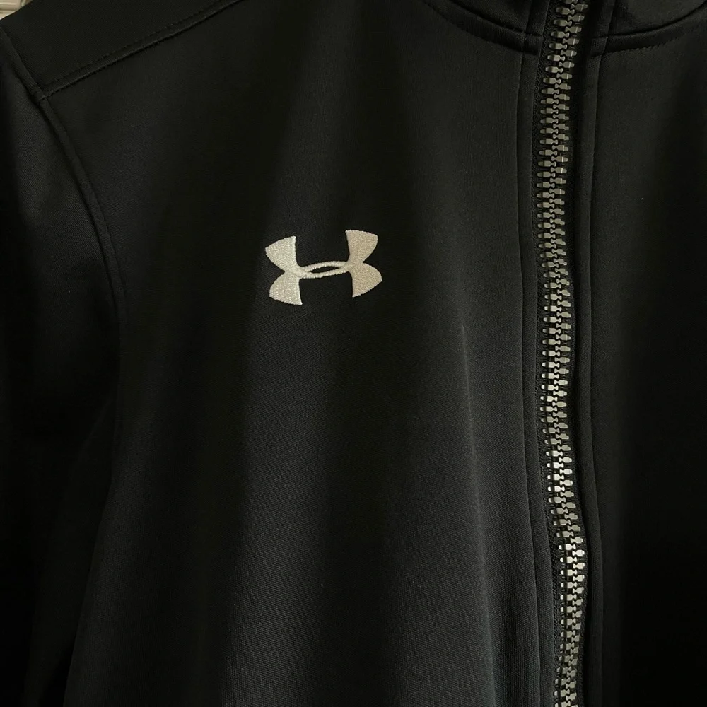 UCLA Men’s Under Armour cold gear zip up